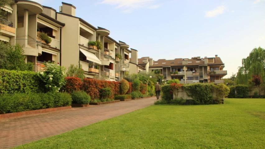 Claudia House Green Residence Sirmione Desenzano del Garda Dış mekan fotoğraf